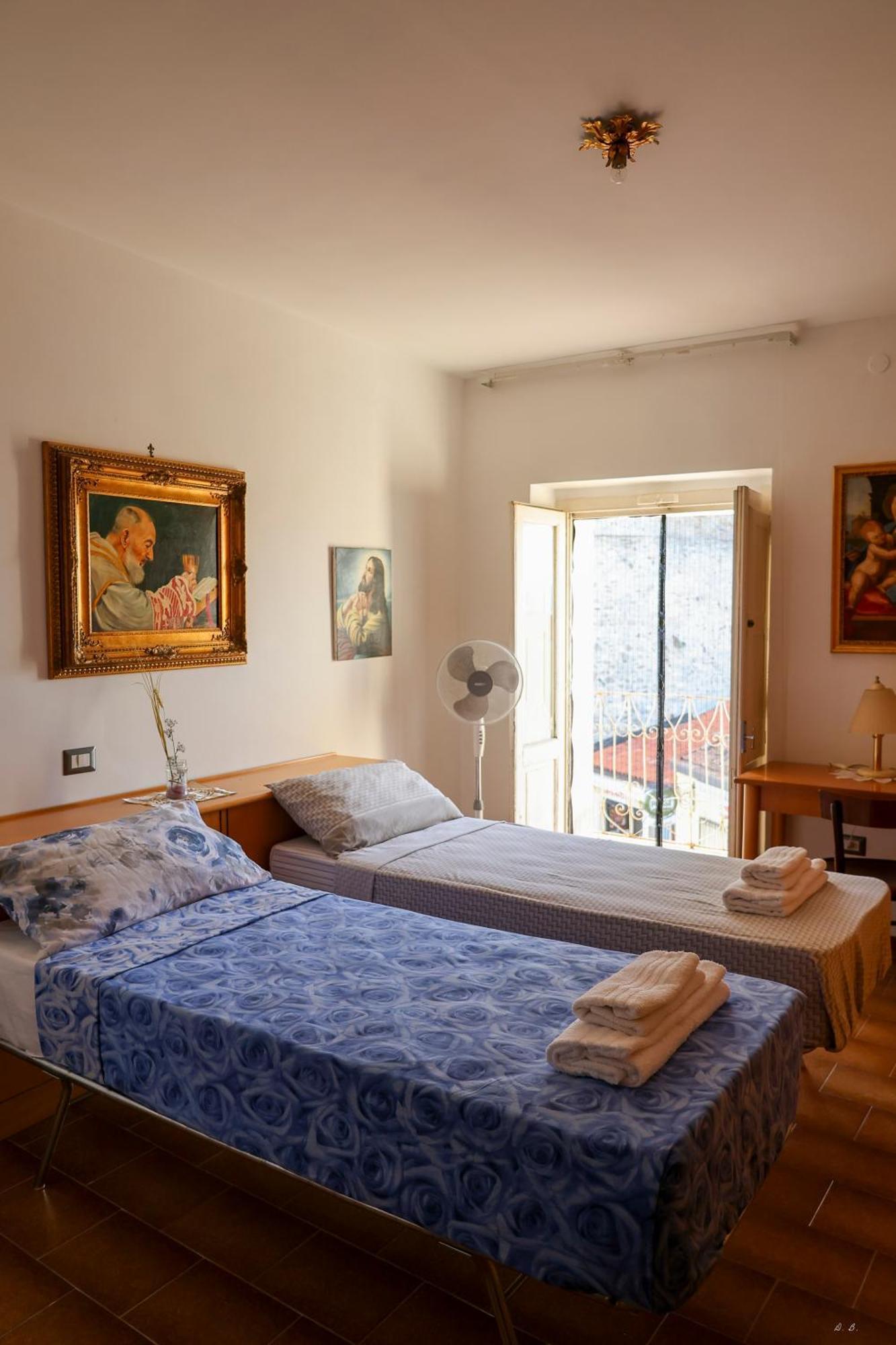 Hostel San Mercurio Toro Eksteriør billede